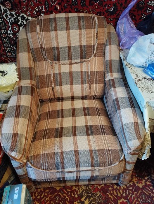 Продам мебель б/у.