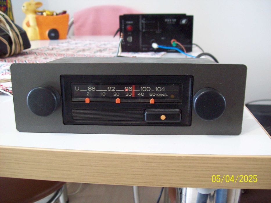 Radio auto epoca Grundig Salzgitter Volkswagen Kafer T1 , T2 , Golf 1