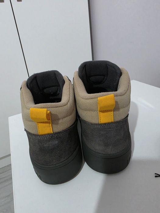 Adidas боли за момче
