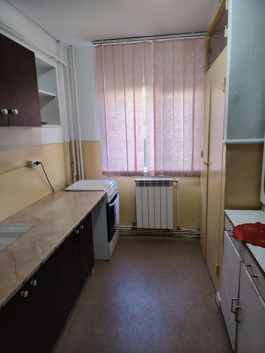 Inchiriez apartament 2 camere - Vedere 2