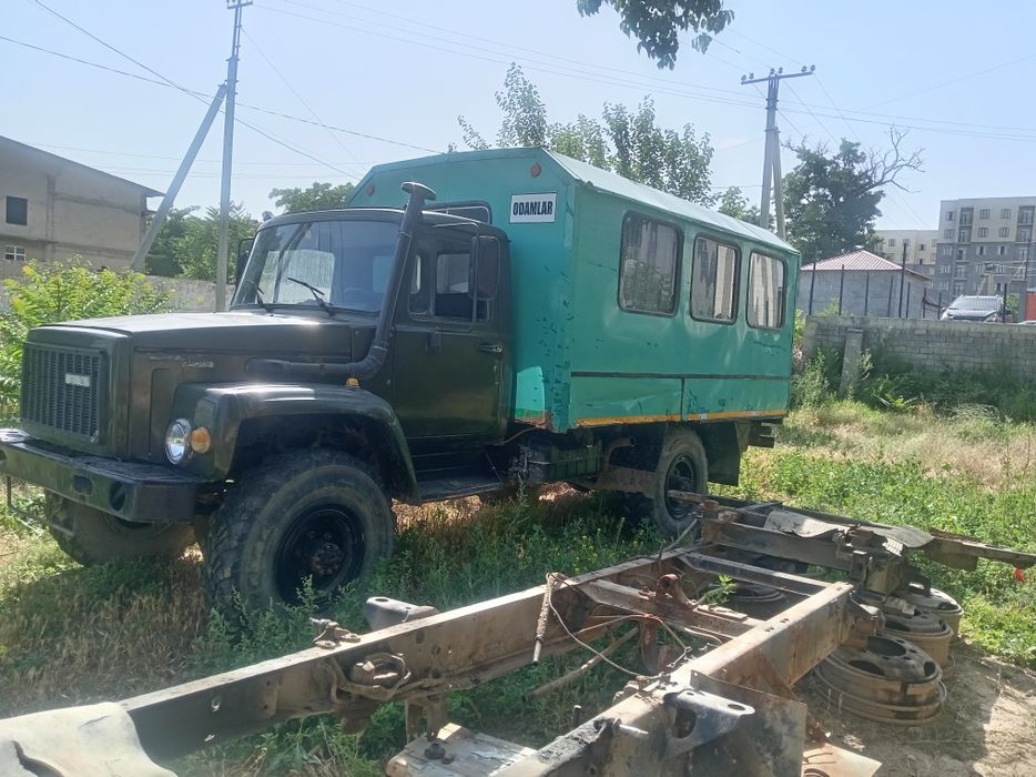 Сатко мошина сотилади
