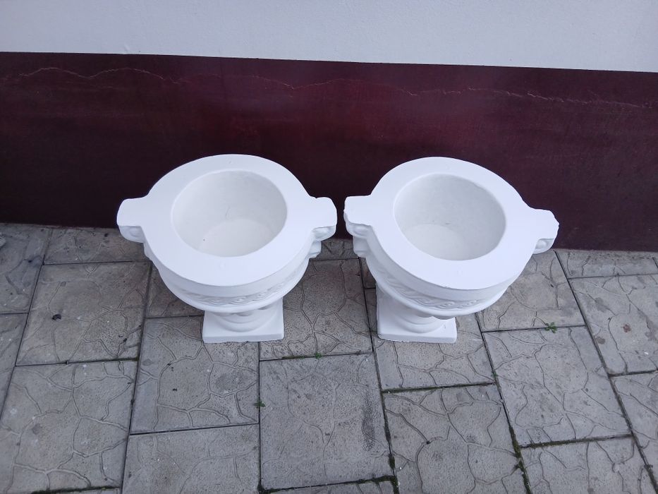 Vand ghiveci flori!