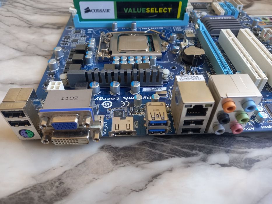 Дъно Gigabyte GA-HA65M-UD3H-B3 + Intel® Core™ i7-3770+16gb lga 1155