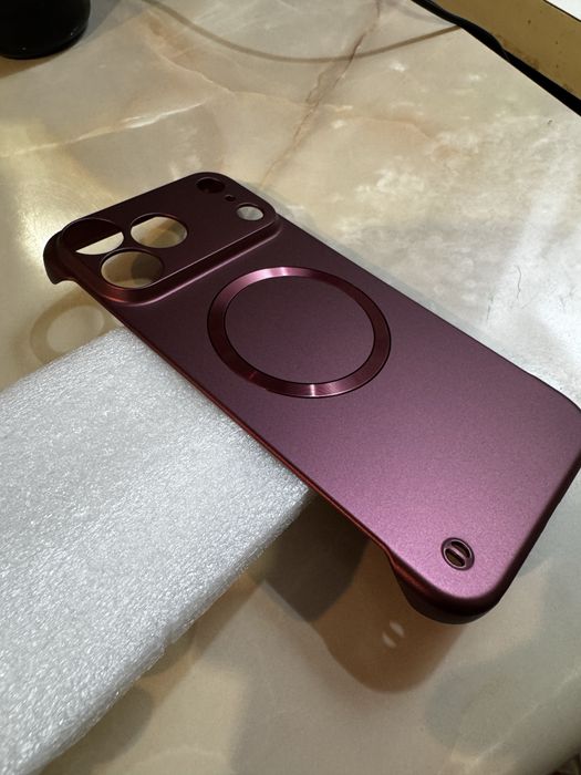 Husa Iphone 18 pro max burgundy