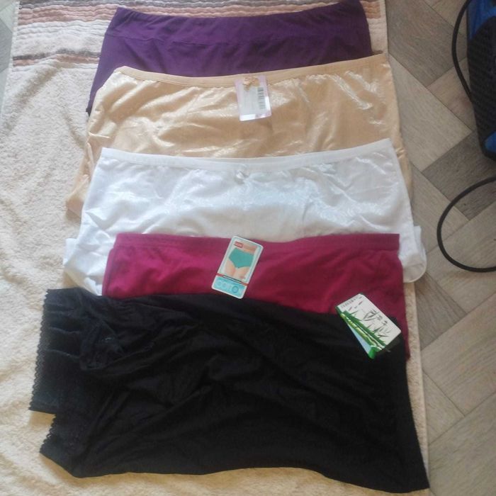 Продам домашние халаты , ночнушки , плавки