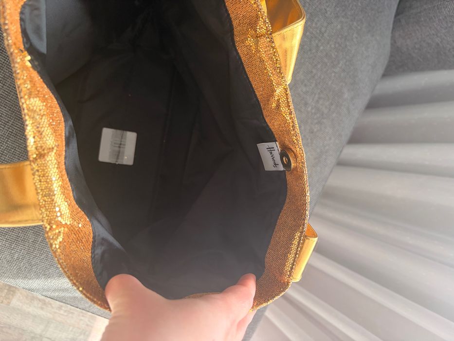 Нова дамска чанта Harrods