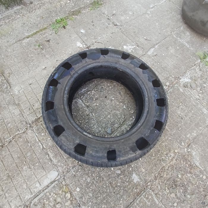 Саксии за градина и двор