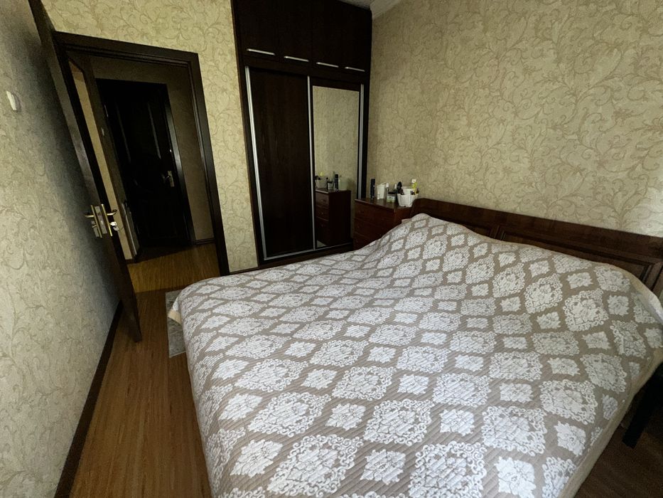 Продается 2х комнатная квартира, метро Ойбек