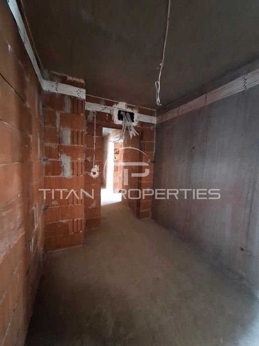 Продава се Тристаен апартамент в Пловдив, Тракия - 117 кв.м за 1419 €/кв.м - Снимка #4