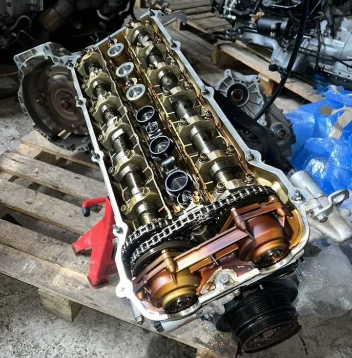Двигатель на BMW (бмв)