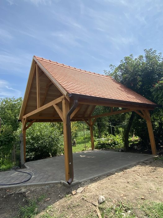 Foișor din lemn rasinos in doua ape  (4x5 m )