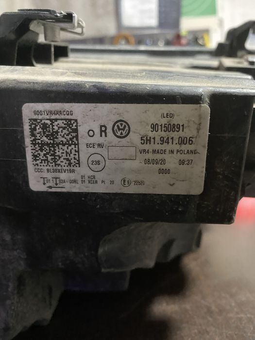 Far dreapta led nonmatrix Vw Golf 8