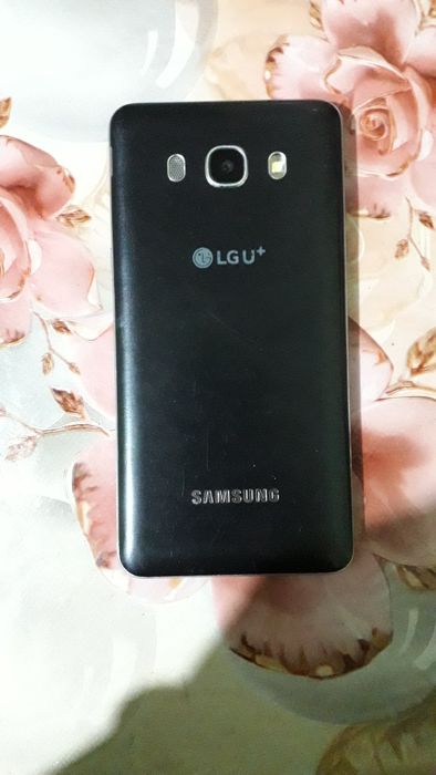 Samsung J5 Lite sotiladi
