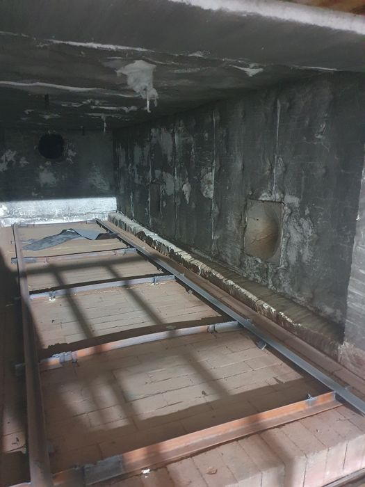 Печь для обжига фарфора и эмалировонй посуды