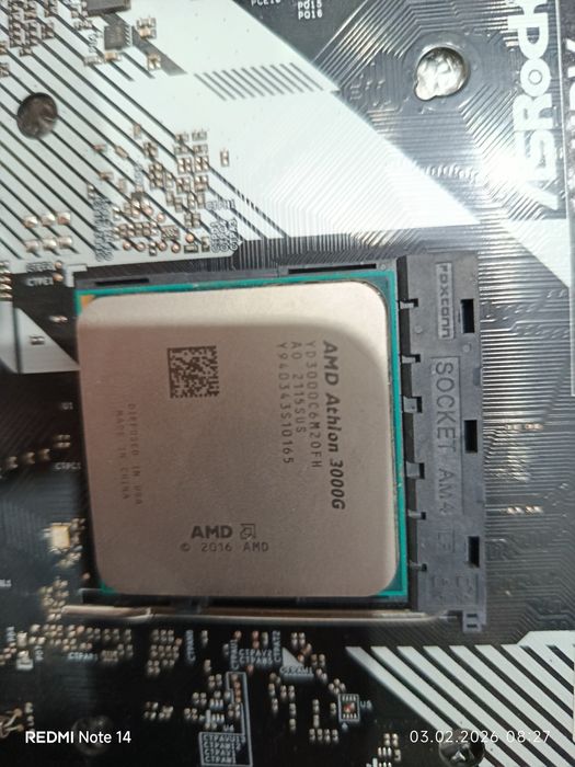 Материнская плата с процессором