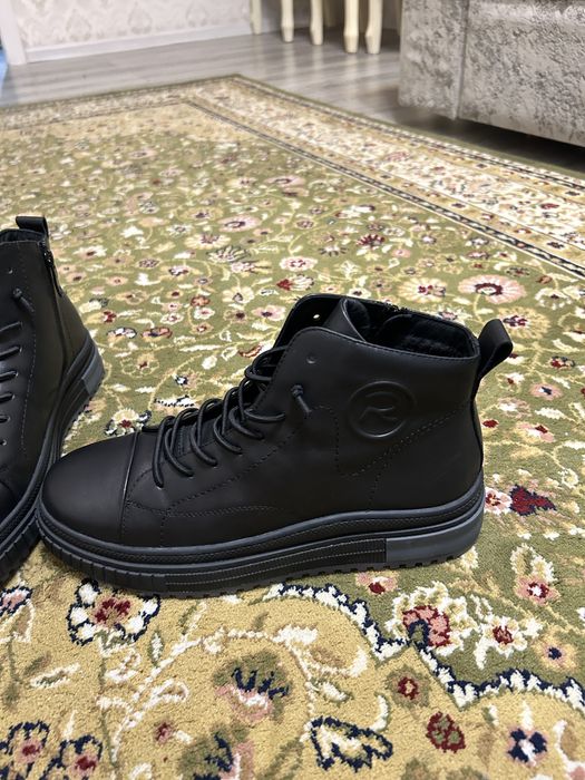 Сапошкий ботинкий