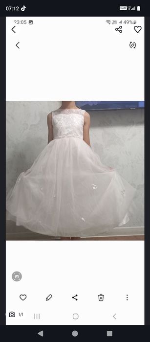 Платье нарядная  на девочку 7/8 лет.