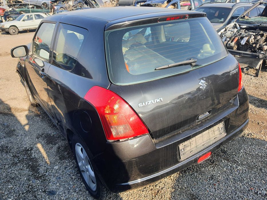 На части! Suzuki Swift 1.3