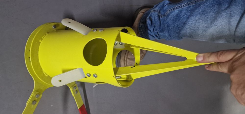 Dispozitiv golire saci vid bag big bag metalic cu clapeta pret 550 lei