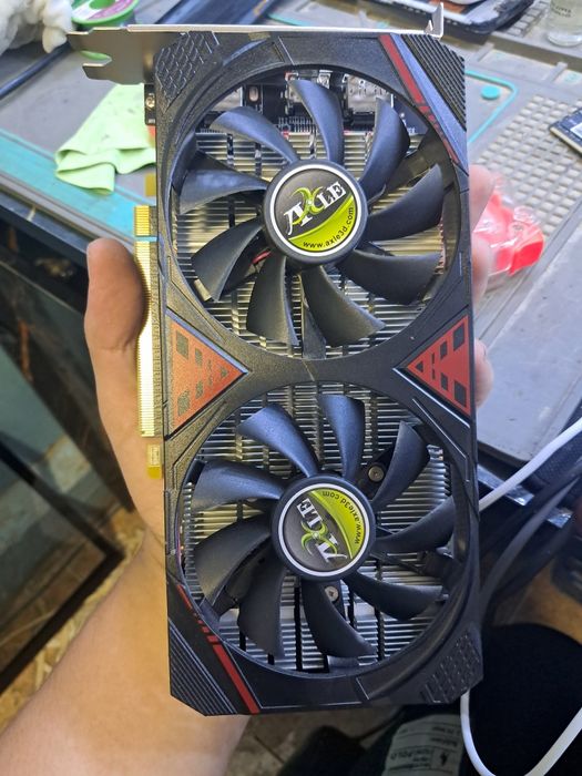 Amd axle Rx 580 gb 256bit ashilmagan zvanodskoy graduslari jaqsi