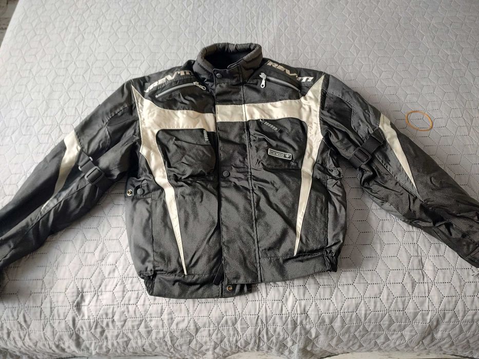 Мото яке текстилно  REVIT!