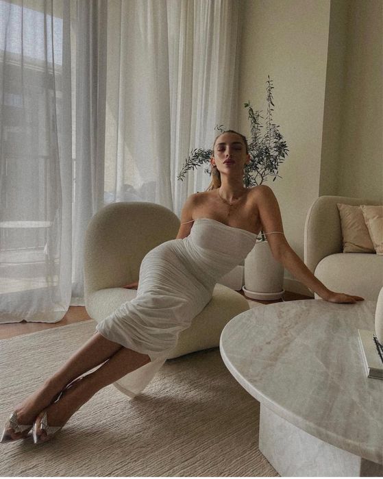 Продам вечернее белое платье