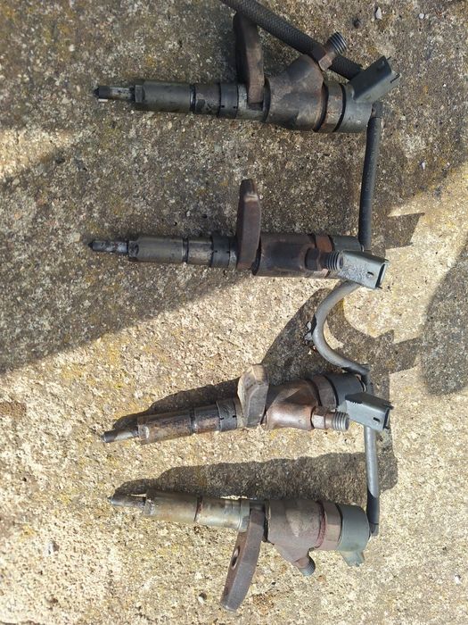 Дюзи Пежо 406 2.0HDI