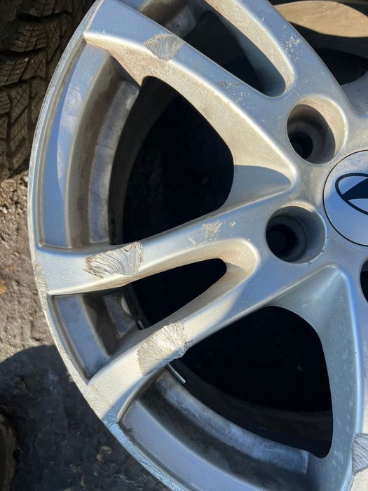 3 броя джанти Hyunda i30 6.5Jx16 ET50