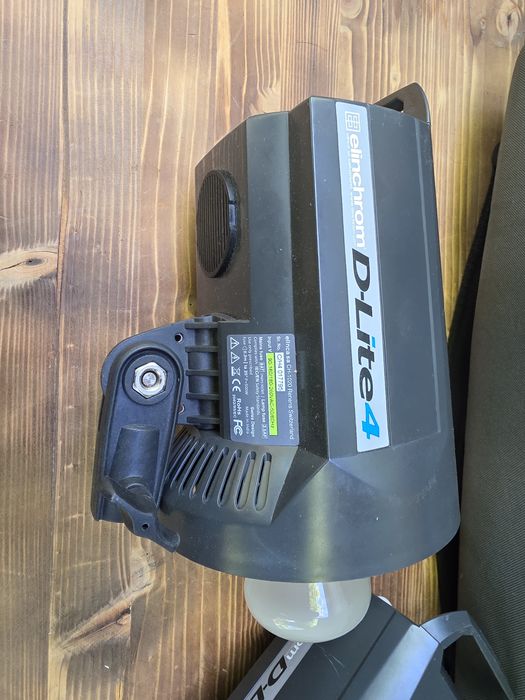 Elichrom D-lite 4, blitz/proiector