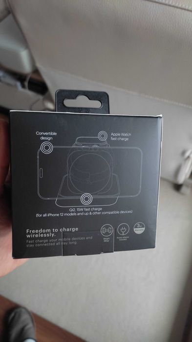 zens nightstand charger pro 2 qi2