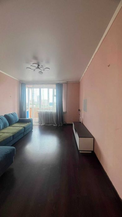 2 ком.кв. 49 кв.м  Республики 37