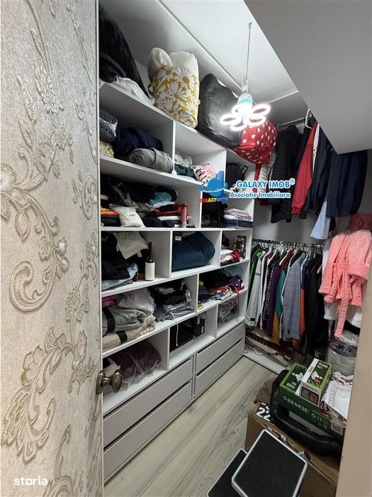 Casa 4 camere -2 Dressing-Mansarda-Complet Mobilata-Proprietar-