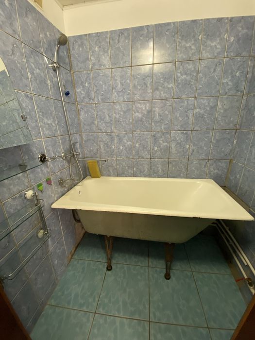 Продам 4х комн квартиру!