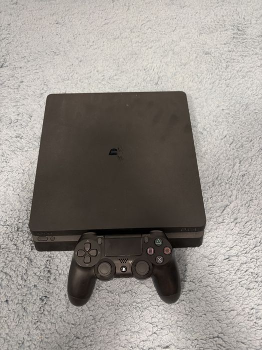 Playstation 4/ps4 slim