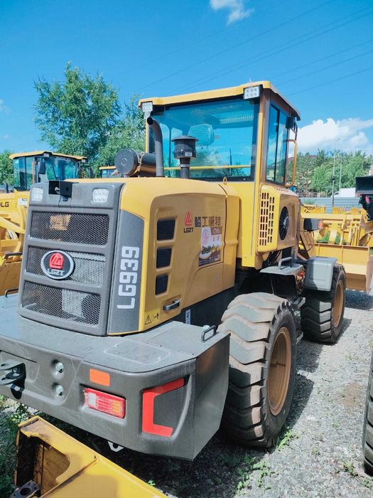 продам фронтальный погрузчик LGZT