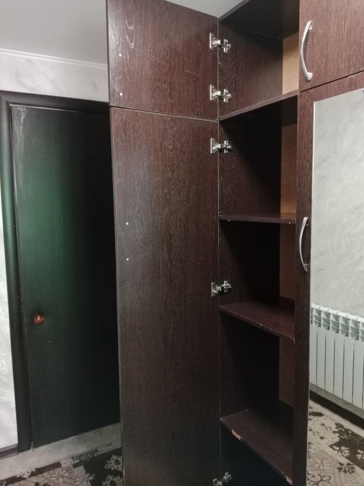 Продам шифонер с зеркалами