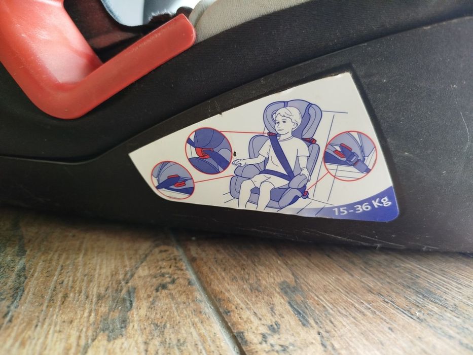 Стол за кола детско столче бебешко столче  15-36кг..