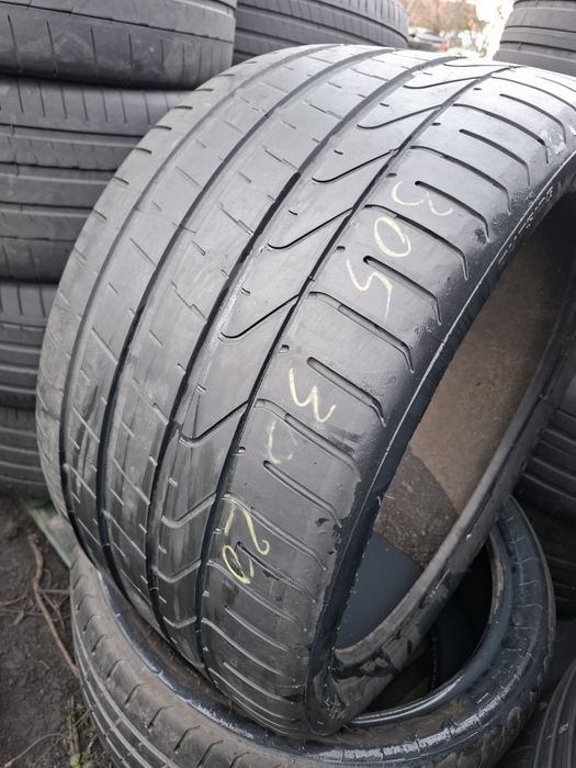 Vand 2 anvelope 305 30 20 pireli de vara fără defecte