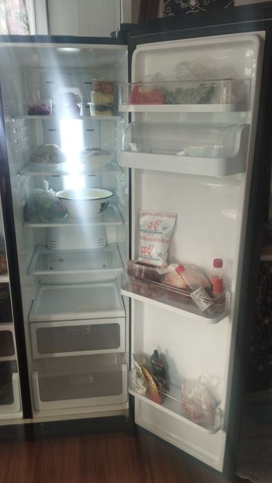 Продам холодильник Самсунг