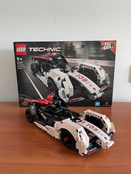 LEGO® Technic - Formula E® Porsche 99X Electric 42137, 422 части