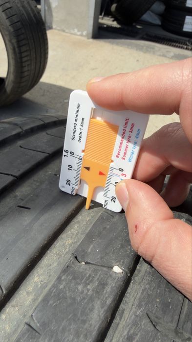 Anvelope Pirelli Pzero R21 X5 aproape noi 5000km runflat vara