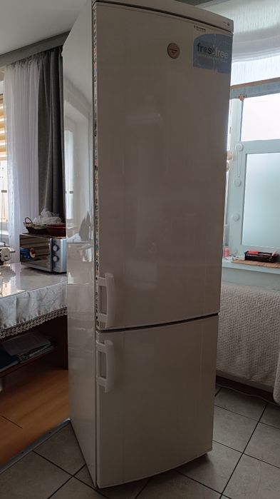 Холодильник Electrolux б/у