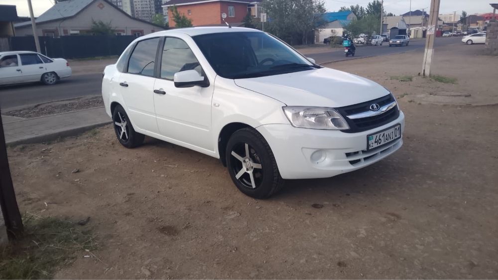 Продам гранта машина