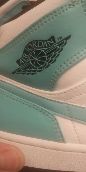 Оригинални мъжки маратонки Jordan Mid Tropical