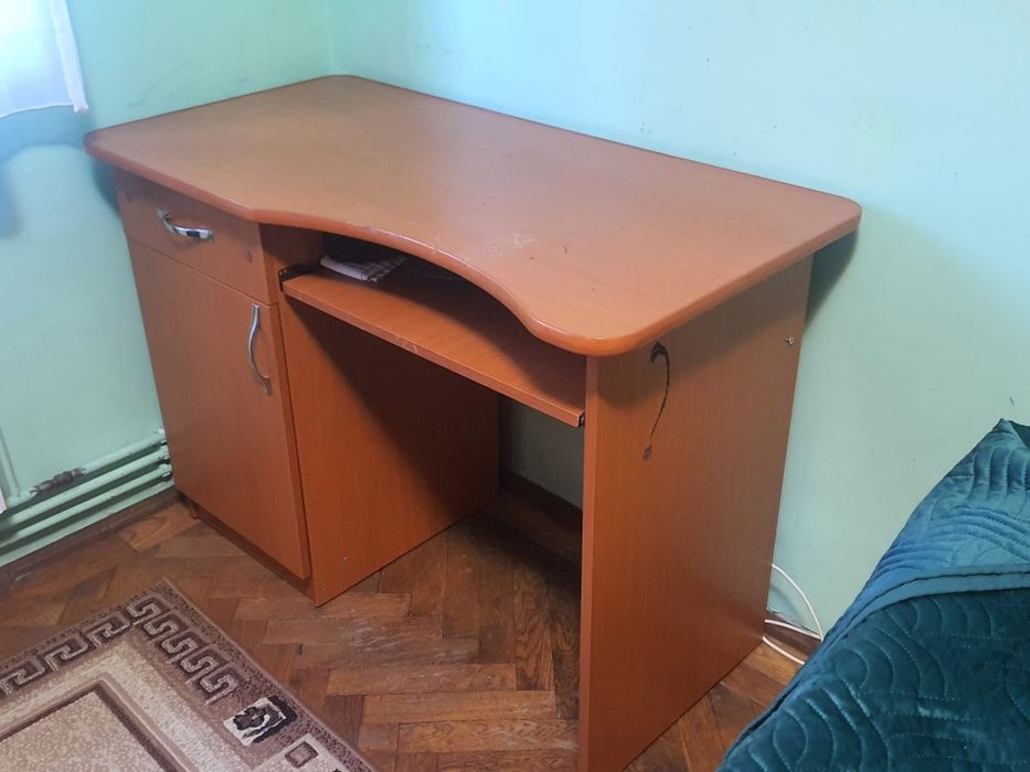 Birou din PAL pentru studiu