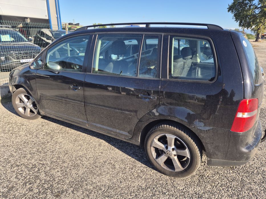 VW-Touran 2.0 tdi