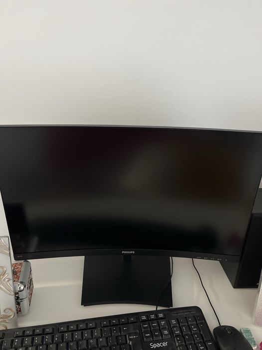 Monitor curbat LED VA Philips 23.6”