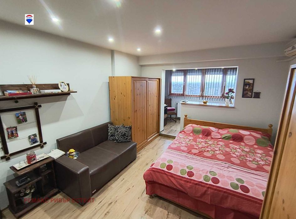 Продава се Четиристаен апартамент в Русе, Чародейка - Север - 103 кв.м за 1135 €/кв.м - Снимка #12