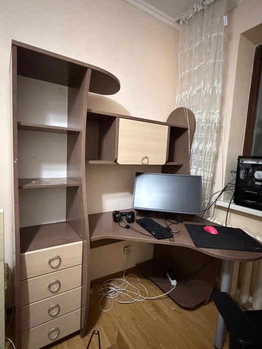 Отдам даром комплект