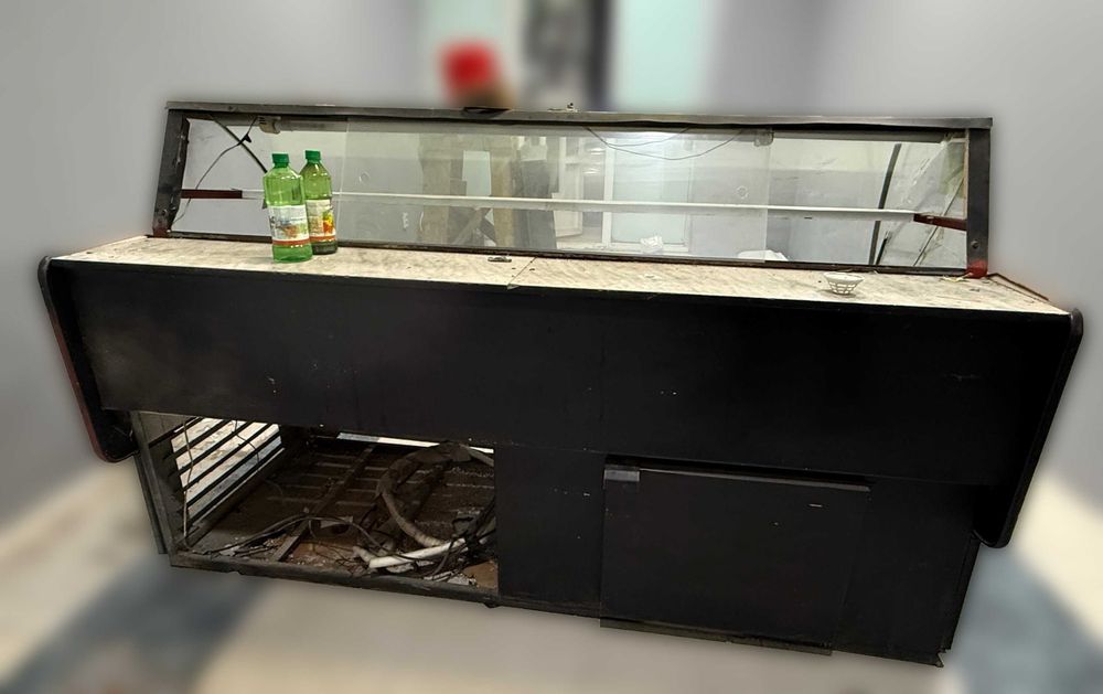 do'kon uchun xolodilnik sotiladi